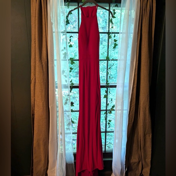 Sherri Hill Luxury Red Evening Gown - Picture 1 of 2